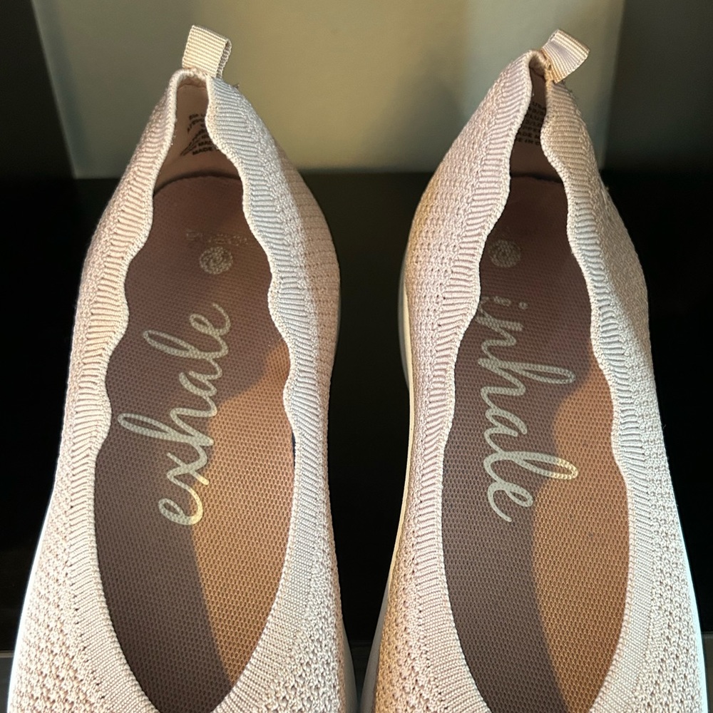 Inhale and exhale slip on walkers - Picture 5 of 5